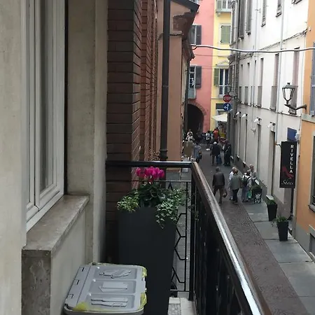 Lilly Rose Lägenhet Alba (Piedmont)