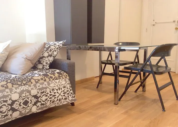 Lilly Rose 아파트 *